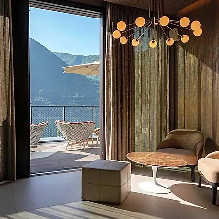 Aria Retreat & - The Leading Of The World 5*