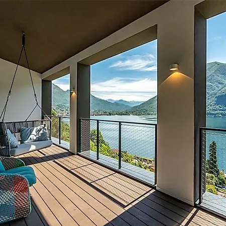 Aria Retreat & - The Leading Of The World Оссуччо