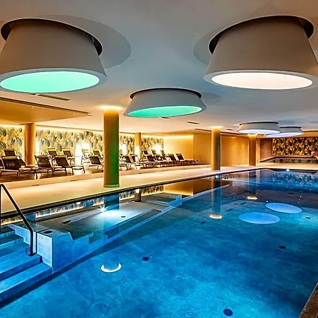 Отель Aria Retreat & - The Leading Of The World